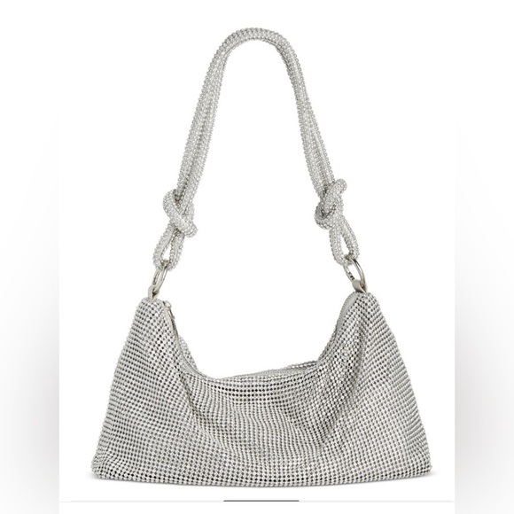 Knotted Soft Shoulder - Picture 3 of 8